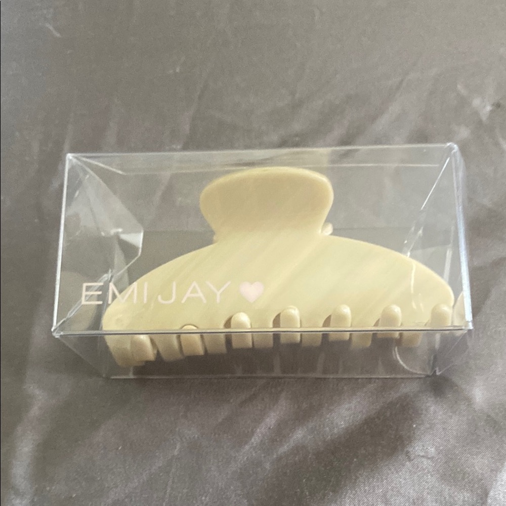 Emi Jay Cream Hair Claw Clip